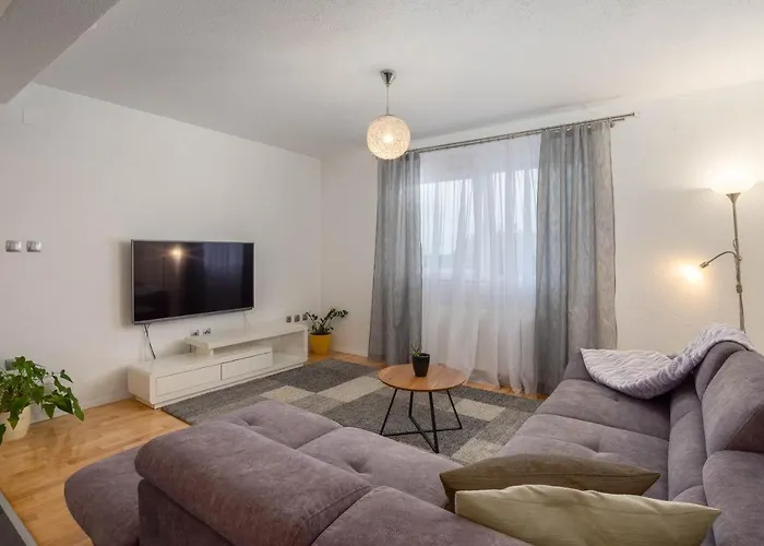 Casa Della Cava